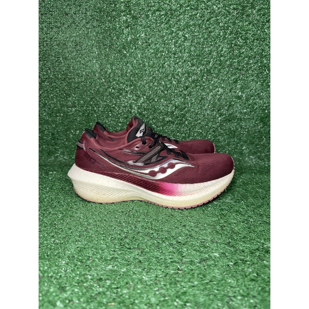Saucony Triumph 20 Womens Size 7 Red Road Running Shoes Comfort‎ Sneakers